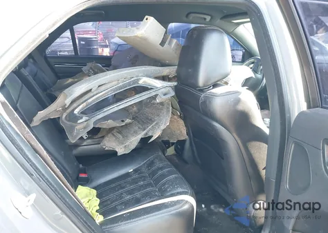 2018 Chrysler 300 300S z USA, uszkodzony, nr VIN 2C3CCABG2JH223016